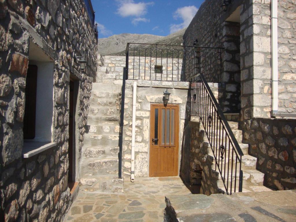 Kafiona Guesthouse Pírgos Dhiroú Exteriör bild