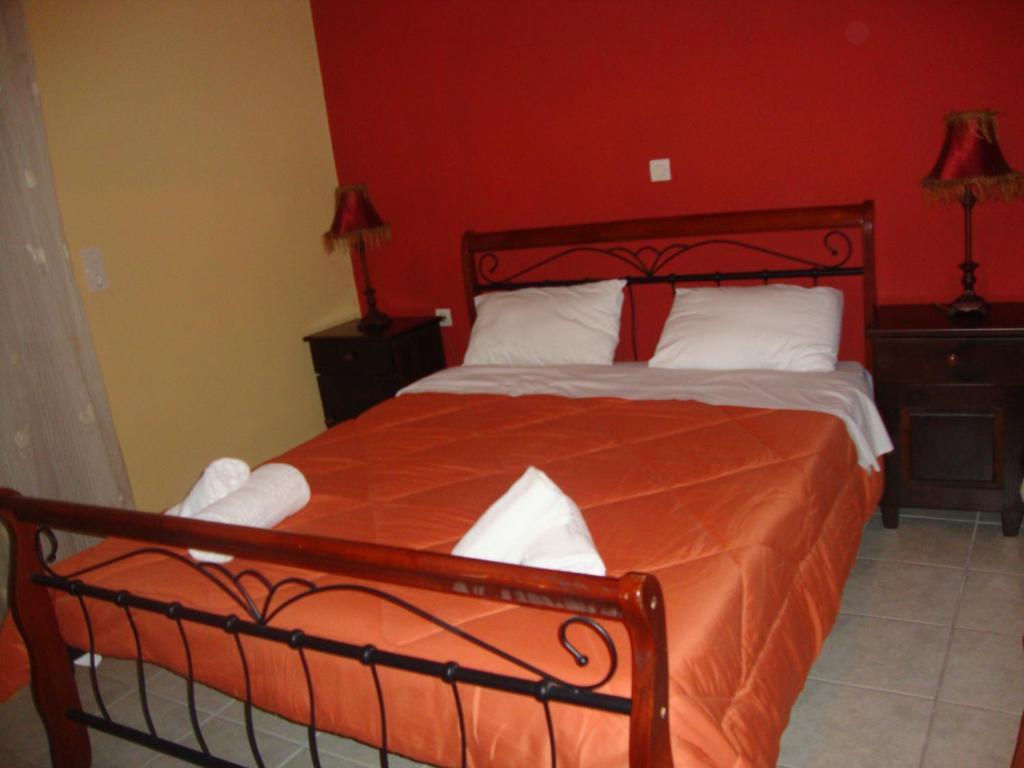 Kafiona Guesthouse Pírgos Dhiroú Rum bild